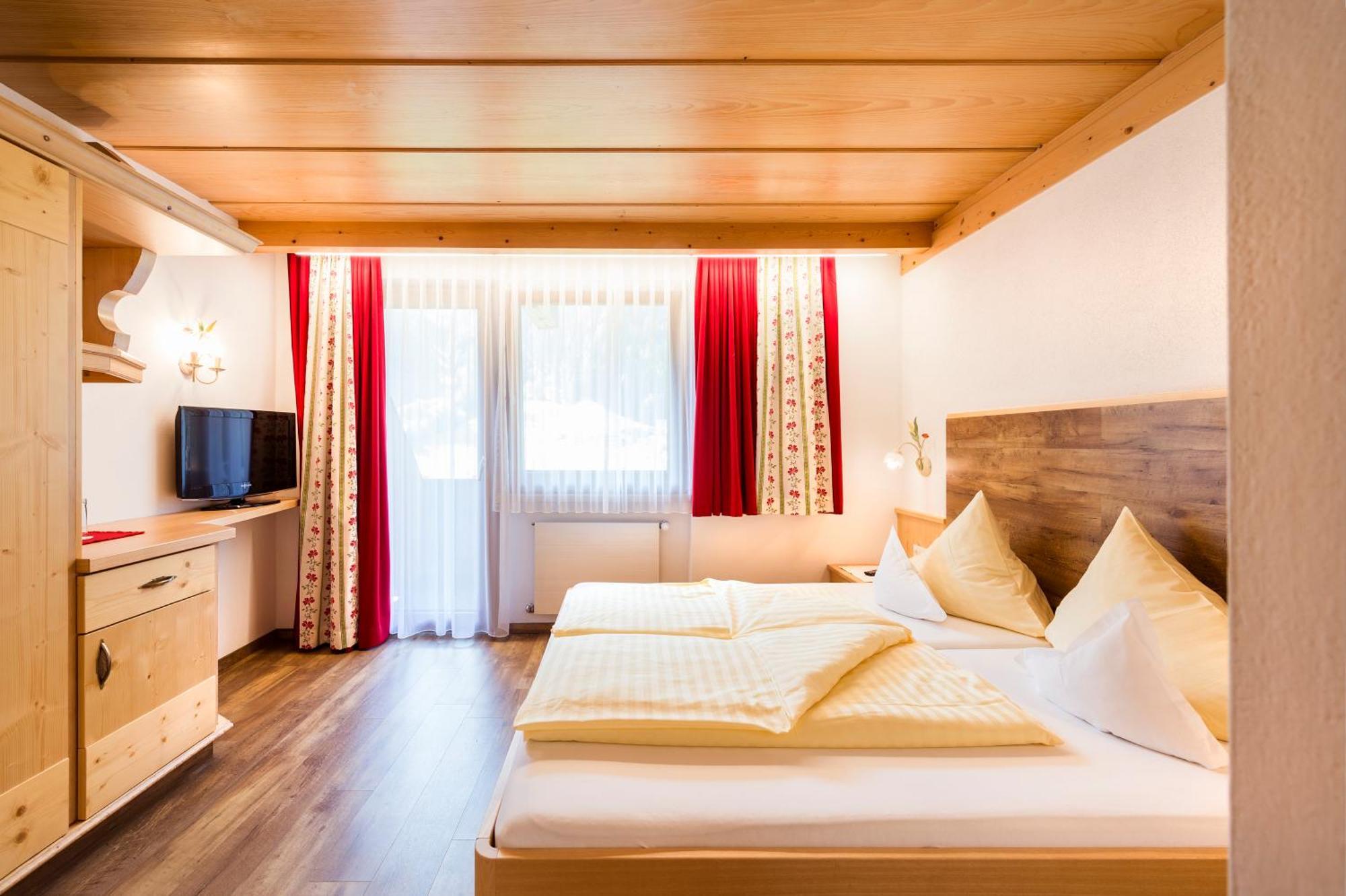 Hotel Angelika Нойштифт-им-Штубайталь Экстерьер фото